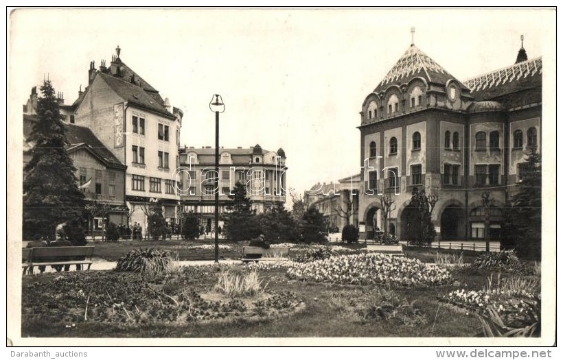 T2 Szabadka, Subotica; FÅ‘tér, Park / Main Square, Park - Zonder Classificatie