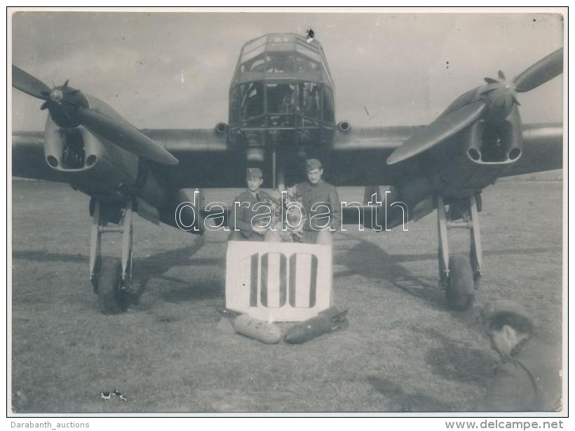 1943 Keleti Front Magyar RepülÅ‘sök A Keleti Fronton ünneplik A 100. Légibevetést.... - Sonstige & Ohne Zuordnung