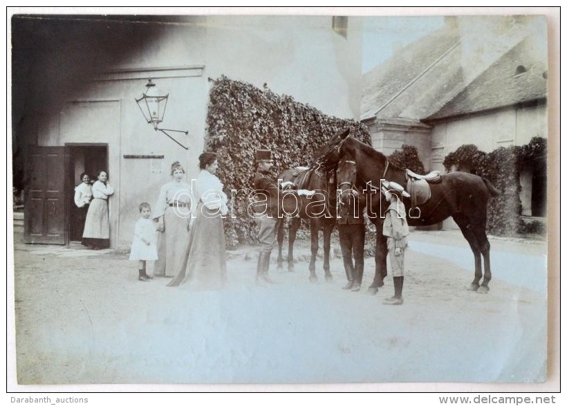 1905 Kassa Mária Udvar. Papírkép 17x12 Cm - Autres & Non Classés