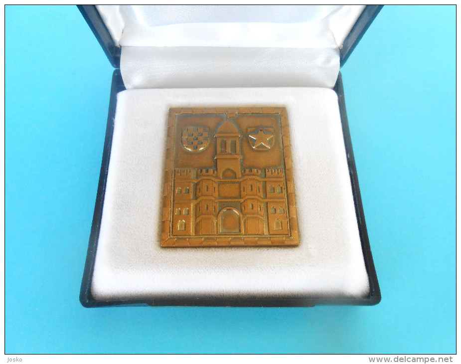 SPLIT ... Coat Of Arms - Croatia Beautifull Bronze Plaque In Original Box * Croatie Kroatien Croacia - Unclassified