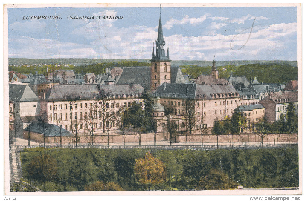 LUXEMBOURG / LA CATHEDRALE ET ENVIRONS - Luxembourg - Ville