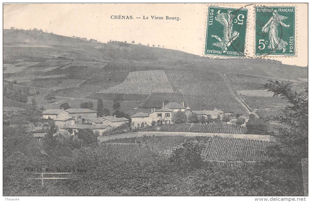 ¤¤  -    CHENAS   -  Le Vieux Bourg   - Vignes , Raisins , Vin , Vignerons  -  ¤¤ - Chenas