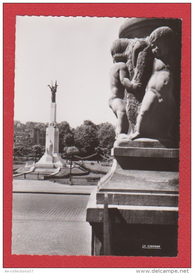 Sarreguemines  --  Monument Aux Morts - Sarreguemines