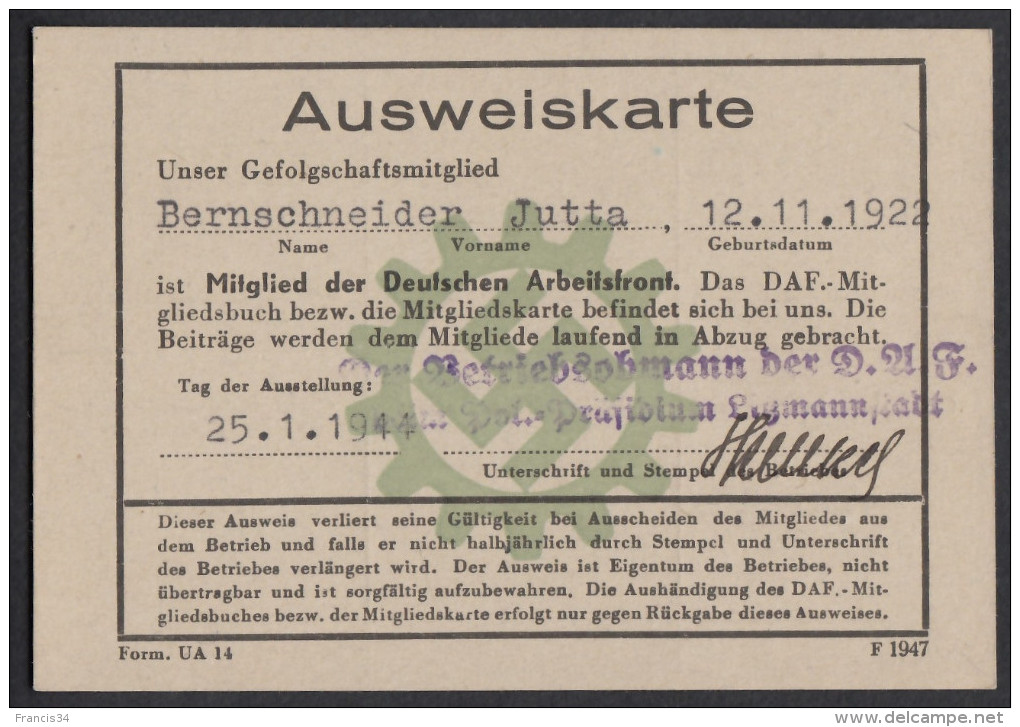 Petit Lot " Ausweis " Papiers D'identités - 1941/1944 ( Comprenant 4 Cartes ) - 1939-45