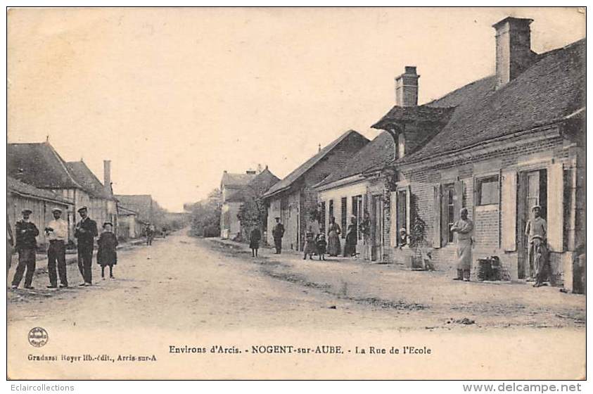 Nogent Sur Aube     10        Rue Et école - Sonstige & Ohne Zuordnung