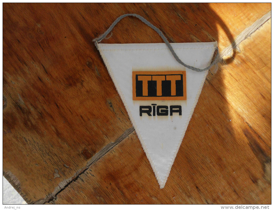 Flags TTT Riga - Habillement, Souvenirs & Autres