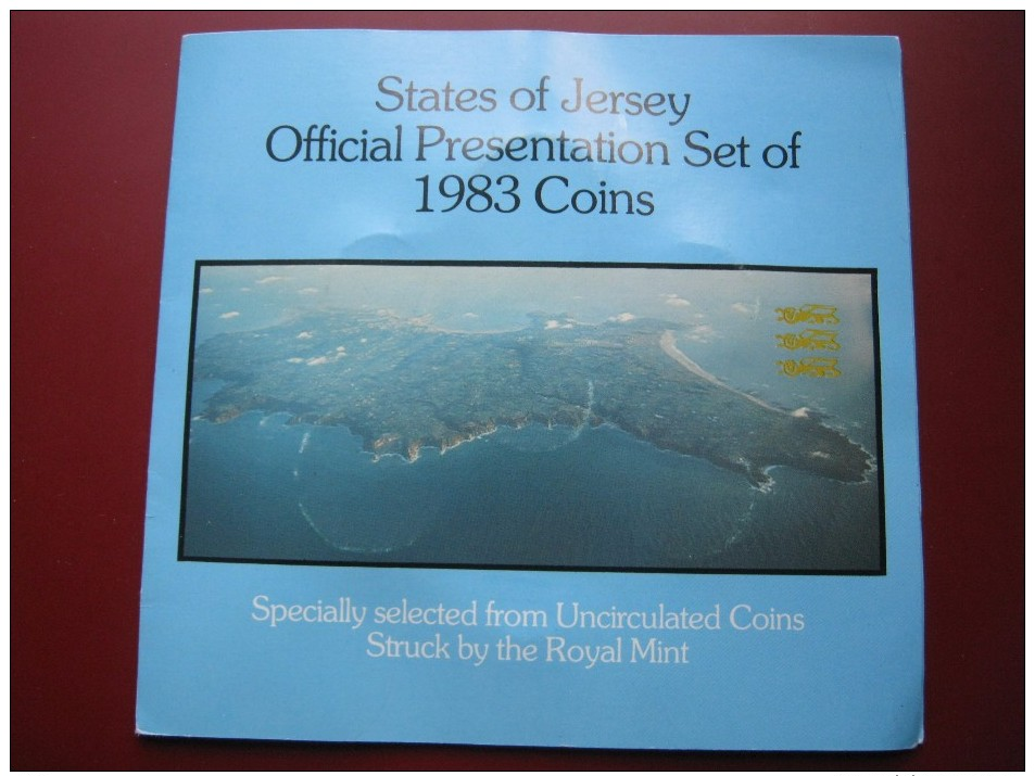 States Of Jersey Channel Islands 1983 UNC 7 Coin Set 1 Penny -1 £Pound In Folder - Jersey