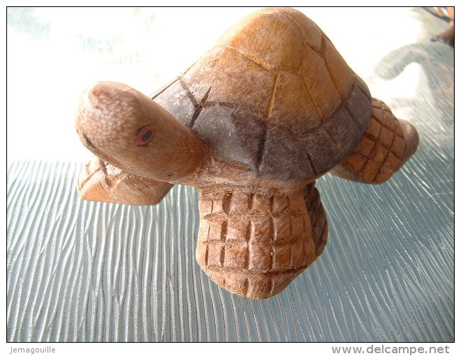 Tortue En Bois - 4-02 - Figurne Longueur 13 Cm - Largeur 7 Cm -  Hauteur 5,5cm - Legni