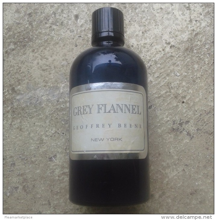 GÉANT / GIANT : GREY FLANNEL  GEOFFREY BEENE NEW YORK - Bottles (empty)