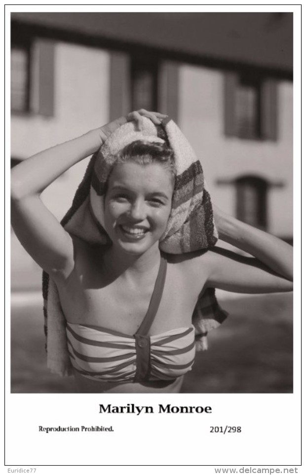 MARILYN MONROE - Film Star Pin Up PHOTO POSTCARD- Publisher Swiftsure 2000 (201/298) - Autres & Non Classés