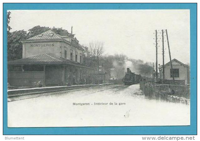 CPA - Chemin De Fer Arrivée Du Train En Gare De MONTGERON 91 - Montgeron