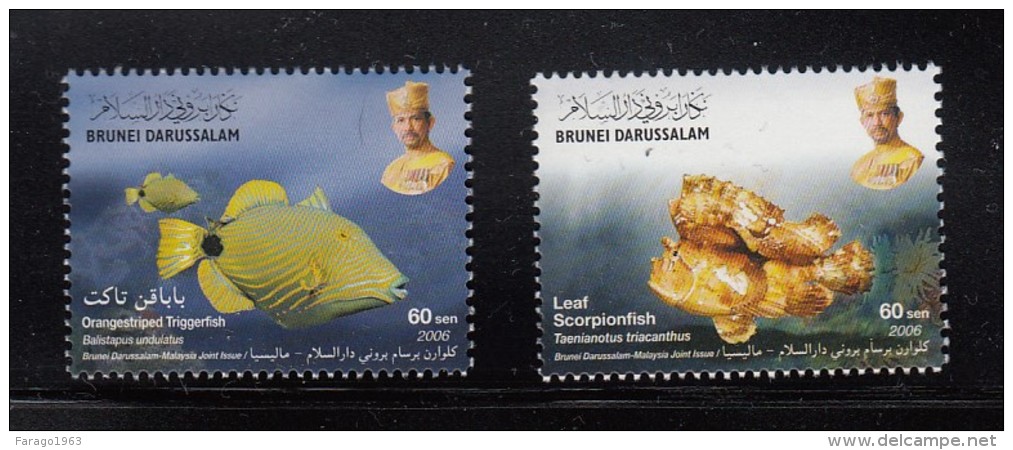 2007 Brunei Marine Life Fish  Complete Set Of 2 & Souvenir Sheet MNH - Brunei (1984-...)