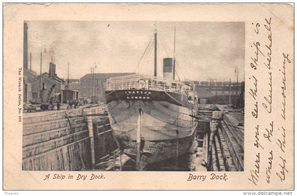 ¤¤  -  BARRY Dock  -  A Ship In Dru Dock  -  Bateau De Commerce " CHATTON " Ou " FRATTON "   -  Cargo   -  ¤¤ - Commerce