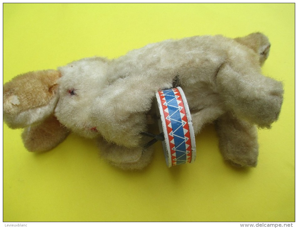 Lapin Peluche  Jouant Du Tambour/Automate/Automat Marc/ West Germany/Années 1960      JE187 - Jouets Anciens