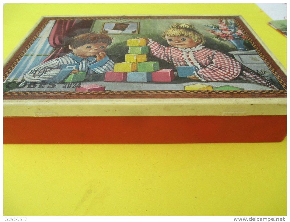 Boite De Cubes Pour Enfants/ 12 Cubes /ORTF/ Nicolas Et Pimprenelle/Peter Pan/Blanche Neige/Nounours/etc/années 60 JE195 - Jouets Anciens