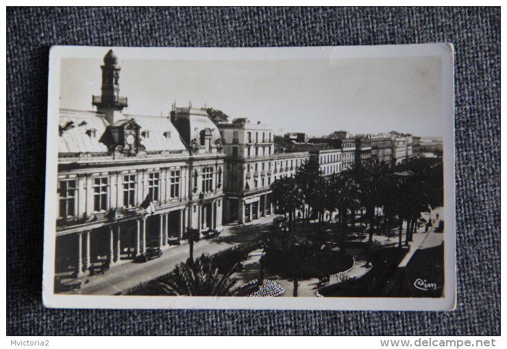 BONE - Cours BERTAGNA Et Hôtel De Ville - Annaba (Bône)