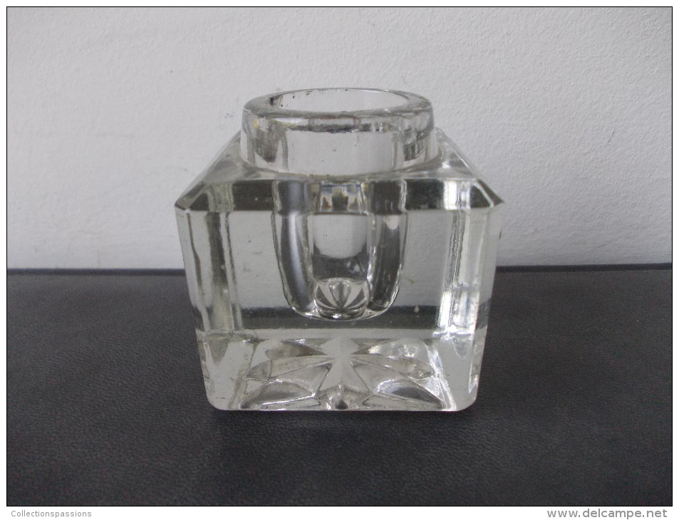 - Encrier En Verre - - Inkwells