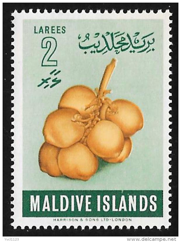 MALDIVE ISLANDS - Scott #69 Coconuts / Mint H Stamp - Maldives (...-1965)