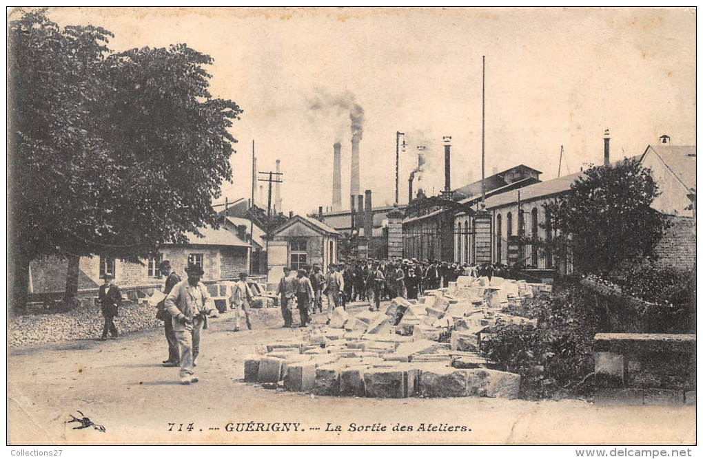 58-GUERIGNY-LA SORTIE DES ATELIERS - Guerigny