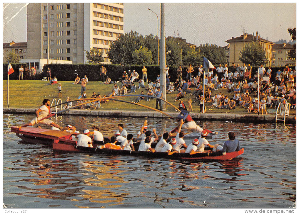 69-GIVORS- UNE BELLE PASSE DE JOUTES - Givors