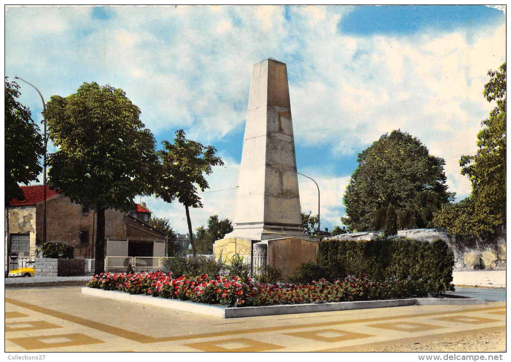 93-STAINS- MONUMENT AUX MORTS - Stains