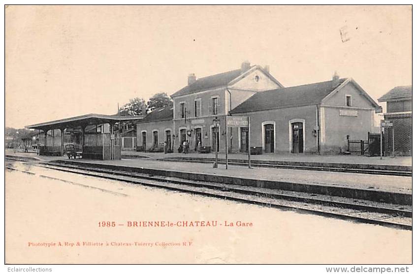 Brienne Le Château    10     La Gare - Altri & Non Classificati