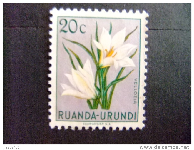 RUANDA - URUNDI 1953 FLEURS FLORA BLOEMEN COB N&ordm; 179 * MH - Nuevos