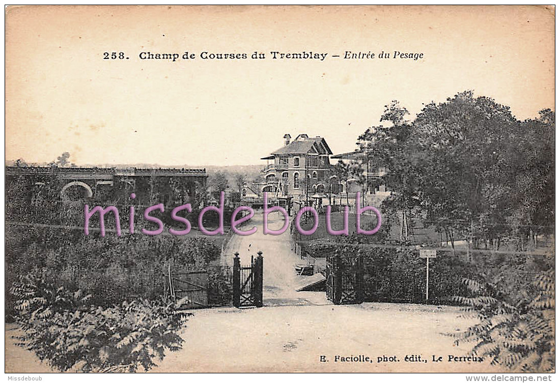 93 - TREMBLAY - Champ De Courses -  1917 - 2 Scans - Tremblay En France