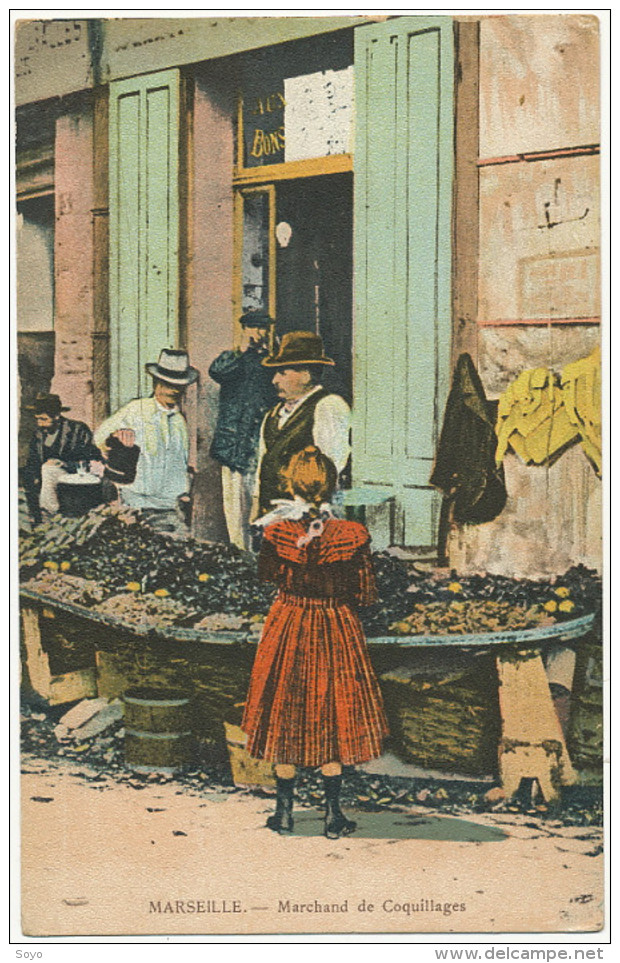 Marchand De Coquillages à Marseille Seafood Seller - Marchands