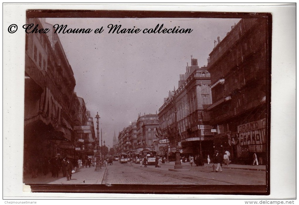 MARSEILLE CANNEBIERE - TRAMWAY GRAND BAZAR PARFUMERIE COIFFEUR MAXIBIERE SOIE - PHOTO 12 X 9 - Automobiles