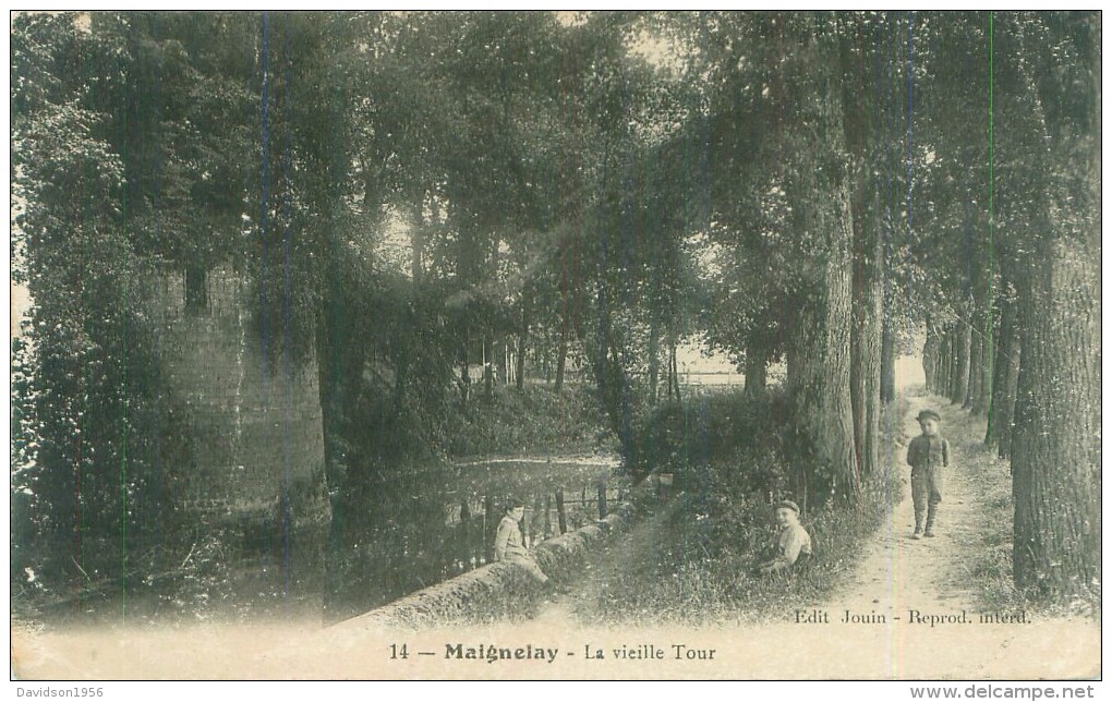 Cpa -    Maignelay -  La Vieille Tour   ,animée                AC222 - Maignelay Montigny