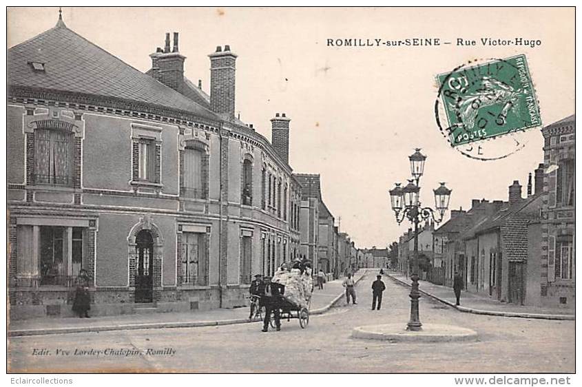 Romilly Sur Seine     10     Rue Victor-Hugo. Livreur En Voiture A Bras - Romilly-sur-Seine