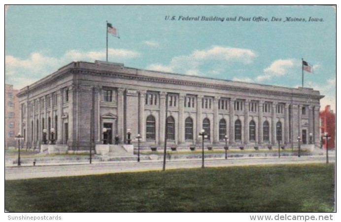 Iowa Des Moines Federal Building And Post Office Curteich - Des Moines