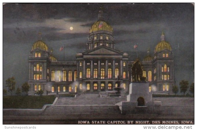 Iowa Des Moines State Capitol Building At Night 1915 - Des Moines