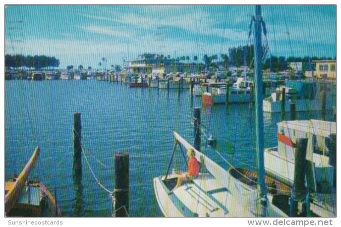 Florida Clearwater Beach The Marina 1957 - Clearwater