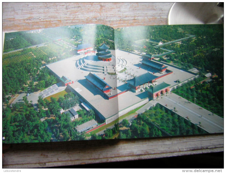 BEIJING BIRD'S EYE VIEWS - BEIJING PUBLISHING HOUSE EN ANGLAIS ET CHINOIS  1991 - Asien