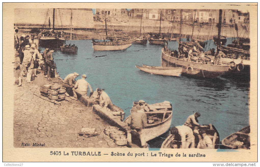 44-LA TURBALLE- SCENE DU PORT, LE TRIAGE DE LA SARDINES - La Turballe