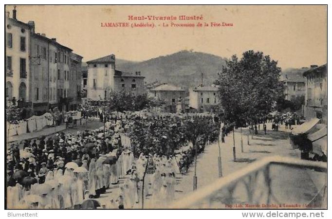 CPA Ardèche Non Circulé LAMASTRE Procession - Lamastre