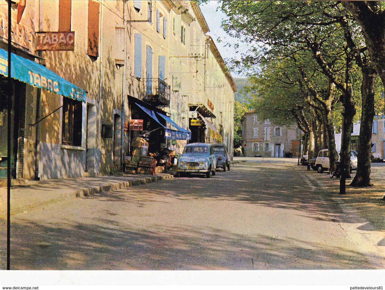 CPA (81) DOURGNE Les Promenades Tabac Commzerce Voiture Renault 4 L Et Citroën 2 CV - Dourgne