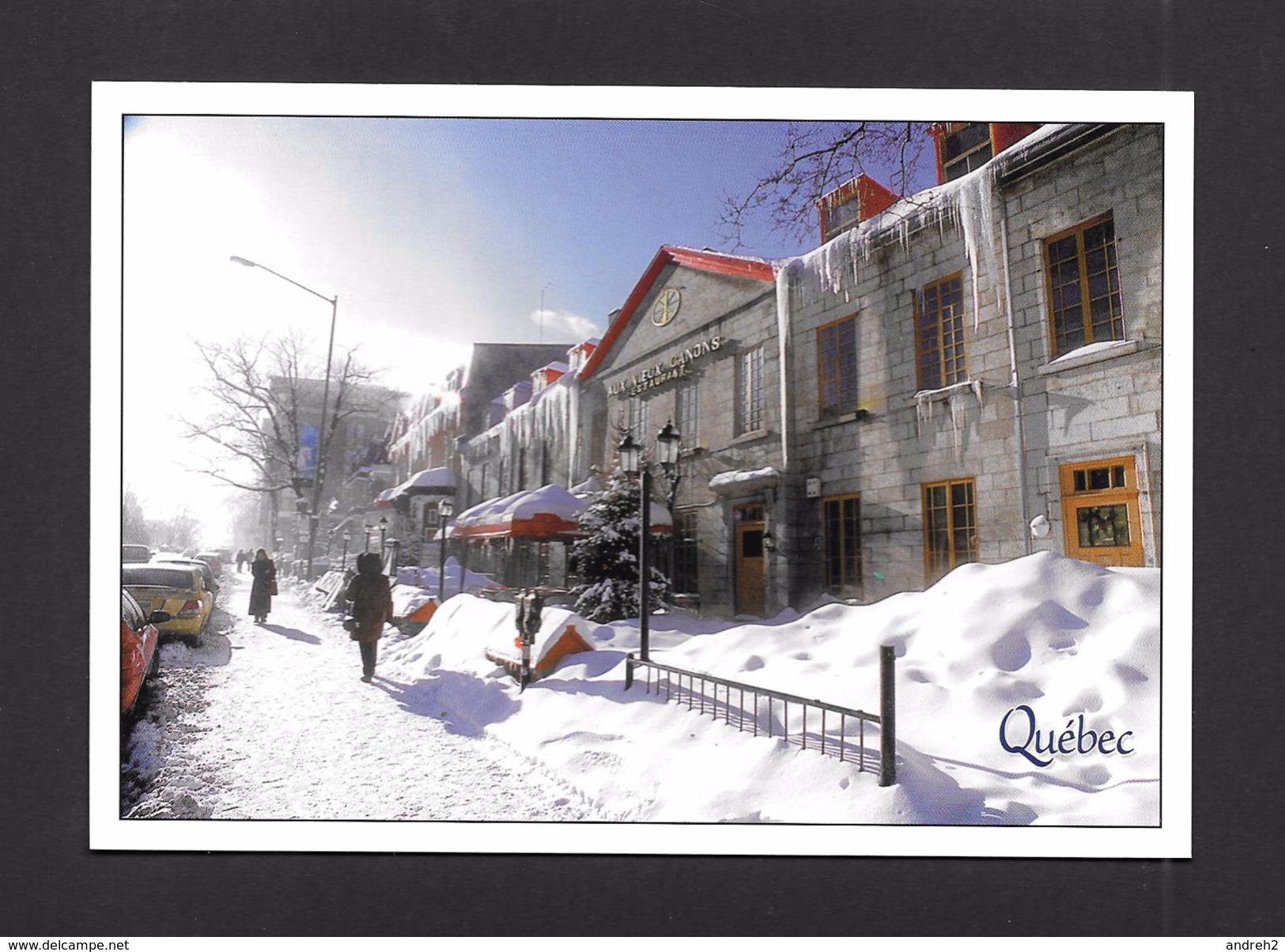 QUÉBEC - VILLE DE QUÉBEC - RESTAURANT AUX VIEUX CANONS SUR GRANDE ALLÉE EN HIVER - 17x12cm - 6¾x4¾po -  PHOTO FOTOMANIA - Québec - La Cité