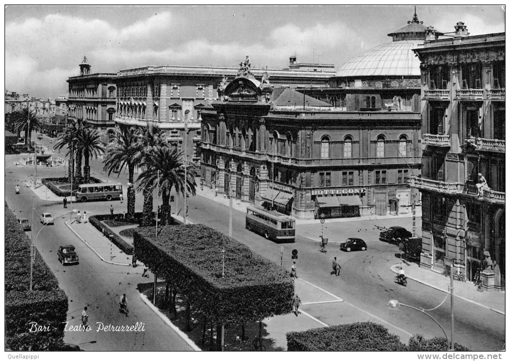 04864 "BARI - TEATRO PETRUZZELLI"  ANIMATA, AUTO, FILOBUS. CART NON SPED - Bari