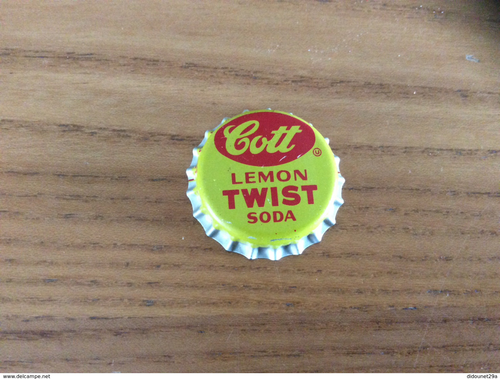 Ancienne Capsule De Soda "Cott LEMON TWIST SODA" Ccc Etats-Unis (USA) Intérieur Liège - Soda