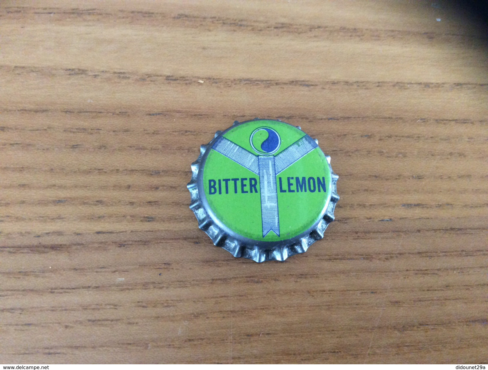 Ancienne Capsule De Soda "BITTER LEMON - GLASTONBURY" Etats-Unis (USA) (intérieur Liège) - Soda