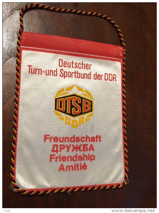 Pennant - Fanion Deutscher Turn-und Sportbund Der DDR - DTSB / Freundschaft - Frendship - Amitie! - Apparel, Souvenirs & Other