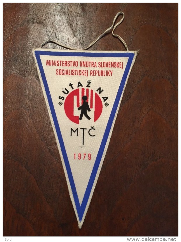 Pennant - Fanion SUTAZNA MTC 1979 - Slovensky Ustredny Vybor SZM Brastislava - ZENIT SZM - Apparel, Souvenirs & Other