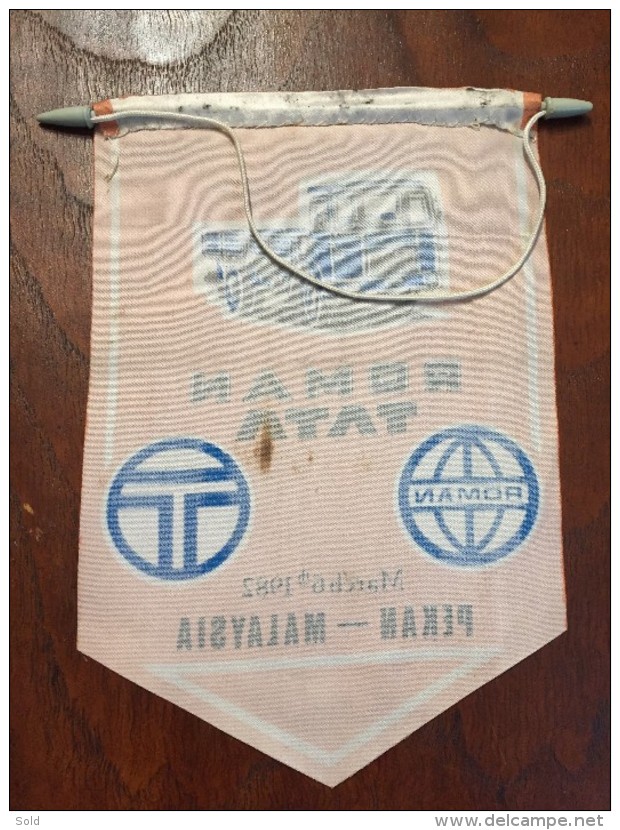 ROMANIA PENNANT ROMAN & TATA 1982 PEKAN - MALAYSIA - Camions