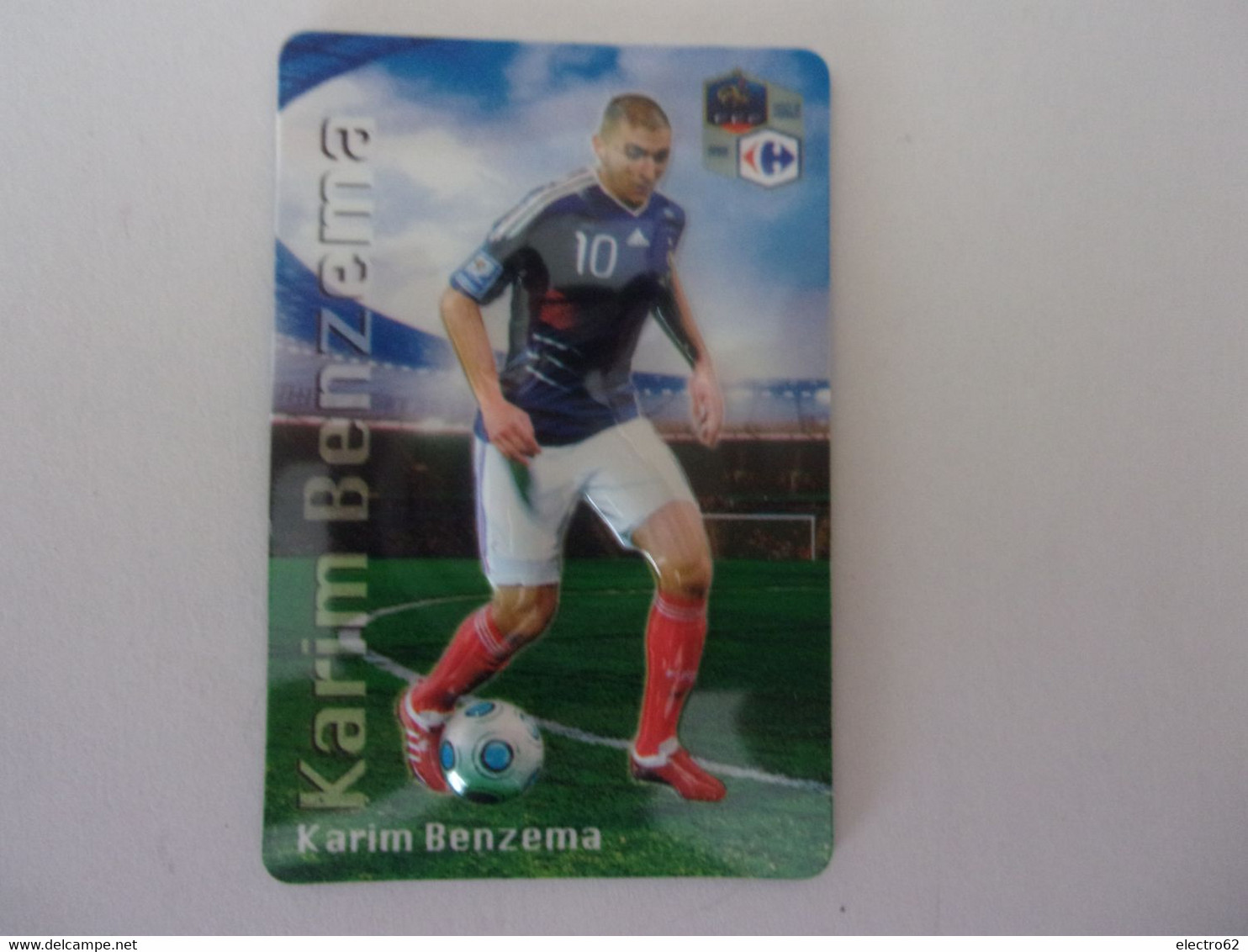 Magnet En Relief Equipe De France De Football 2010 Carrefour Karim Benzema Calcio Soccer Fußball Fútbol Voetbal Fotball - Sport