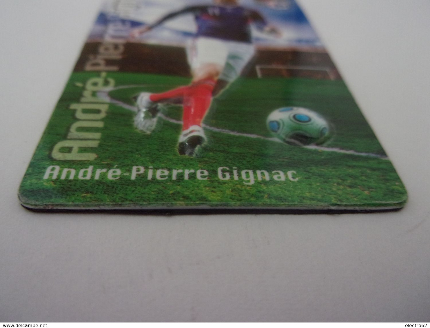 Magnet En Relief Equipe De France De Football 2010 Carrefour André Pierre Gignac Fußball Fotball Fútbol Soccer Calcio - Sports