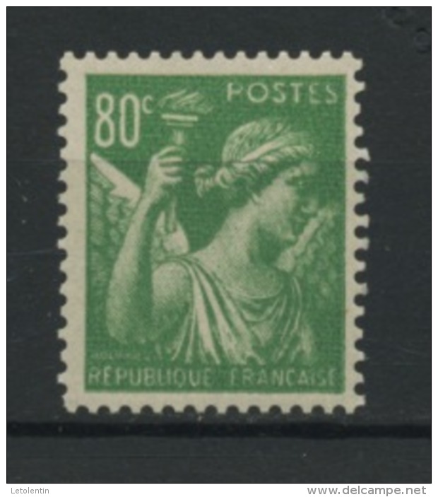 FRANCE -  IRIS - N° Yvert 649** - 1939-44 Iris