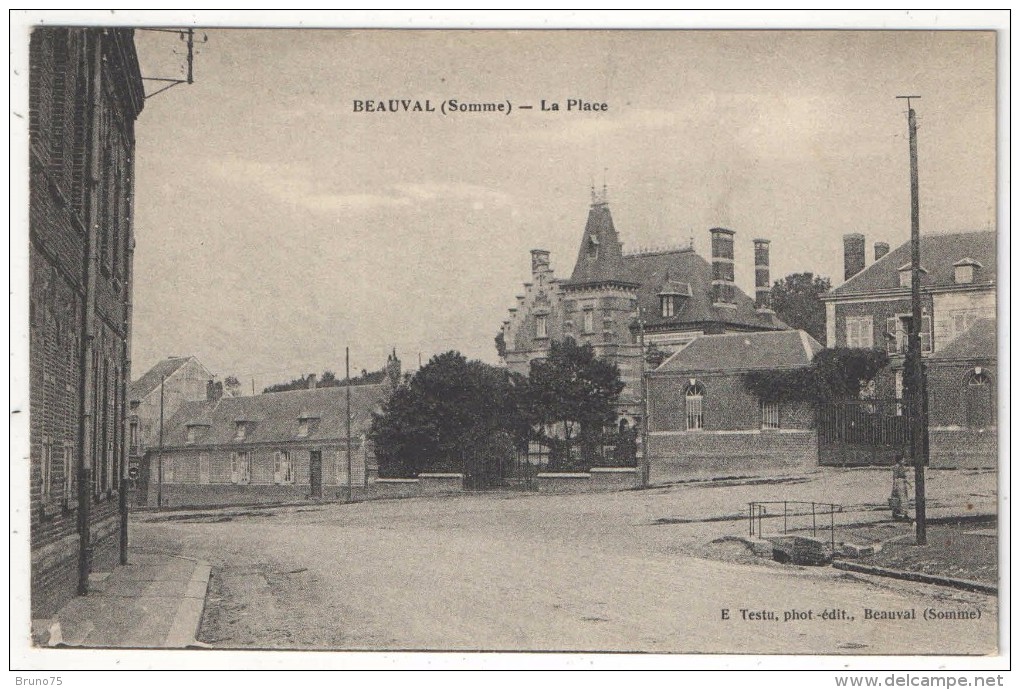 80 - BEAUVAL - La Place - Edition Testu - Beauval